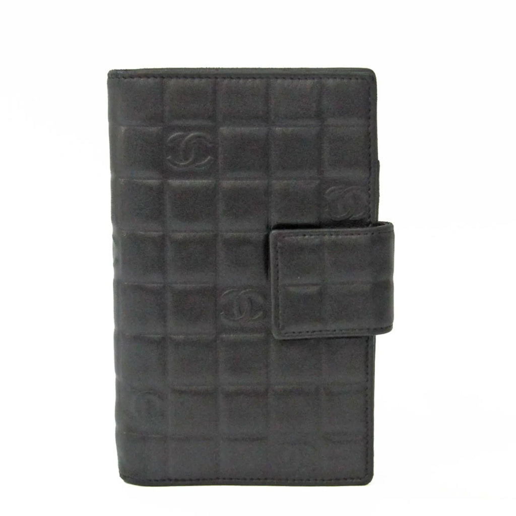 Pre-Owned Chanel Chocolate Bar Women's Leather Middle Wallet (bi-fold) Black (Good)