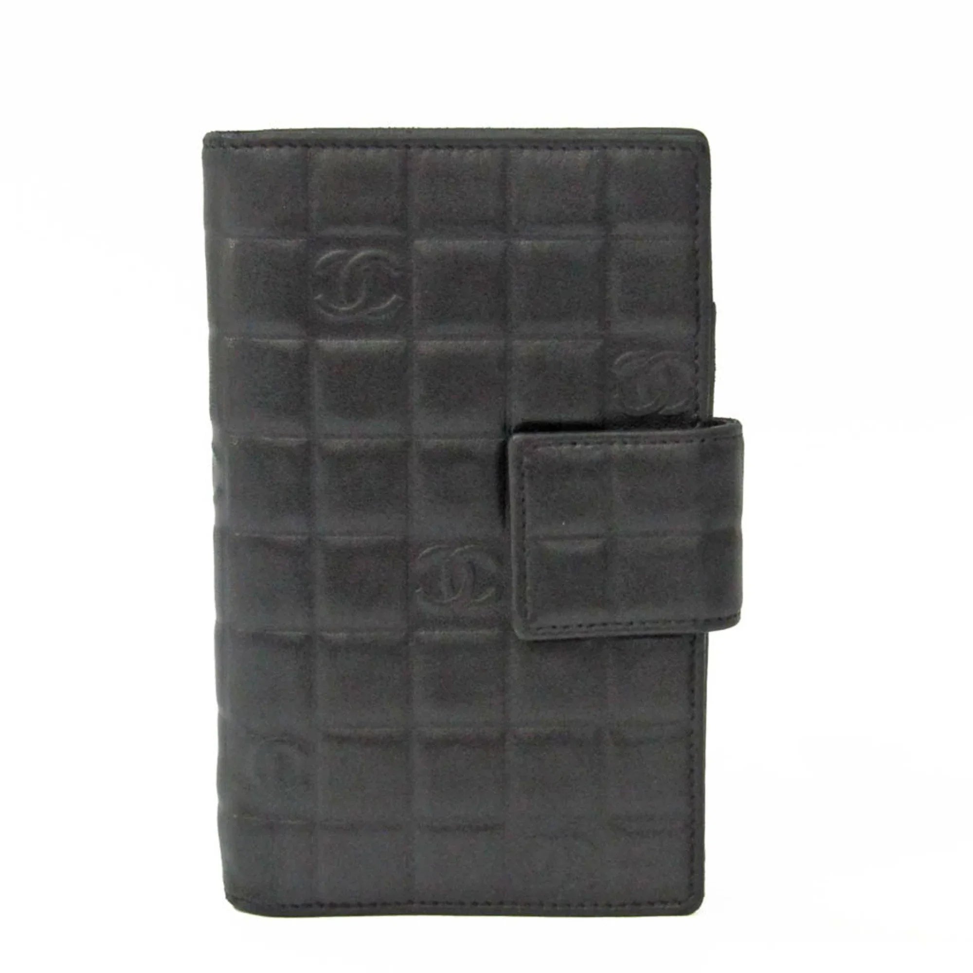 Pre-Owned Chanel Chocolate Bar Women's Leather Middle Wallet (bi-fold) Black (Good)