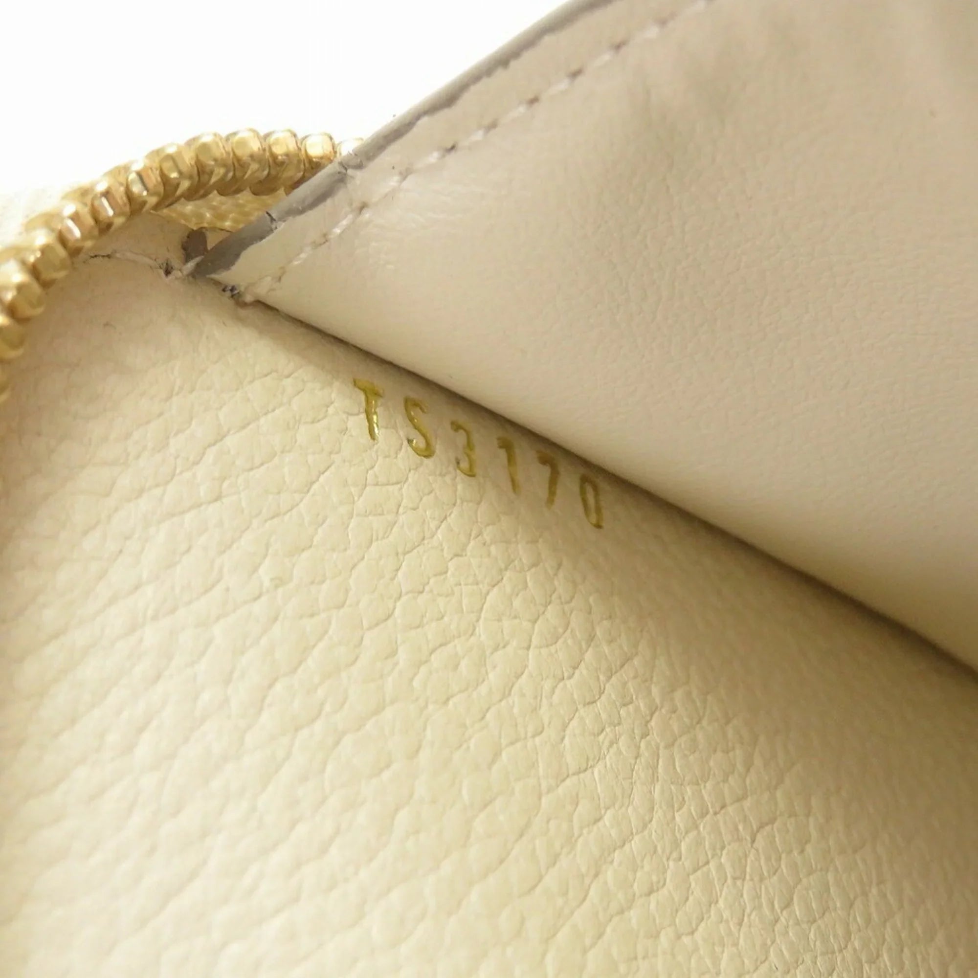 Pre-Owned Louis Vuitton Monogram Implant Portefeuille Secret M93432 Neige Bifold Wallet Round (Good)