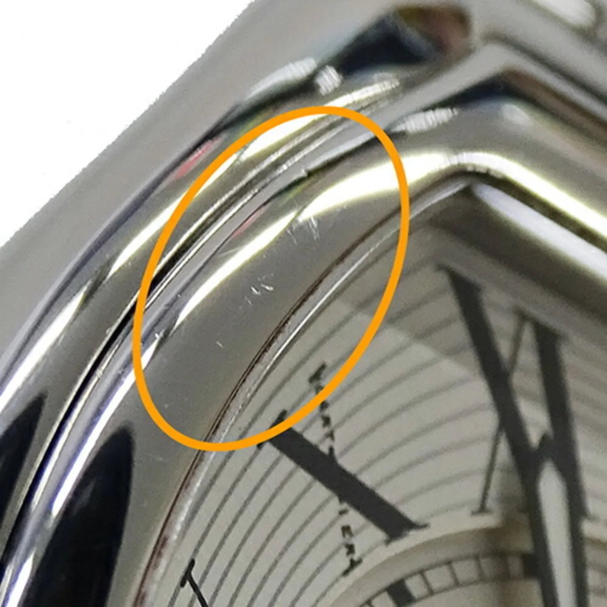 Pre-Owned Cartier Watch Ladies Roadster SM Date Quartz Stainless Steel SS W62016V3 Silver Polished (Fair)