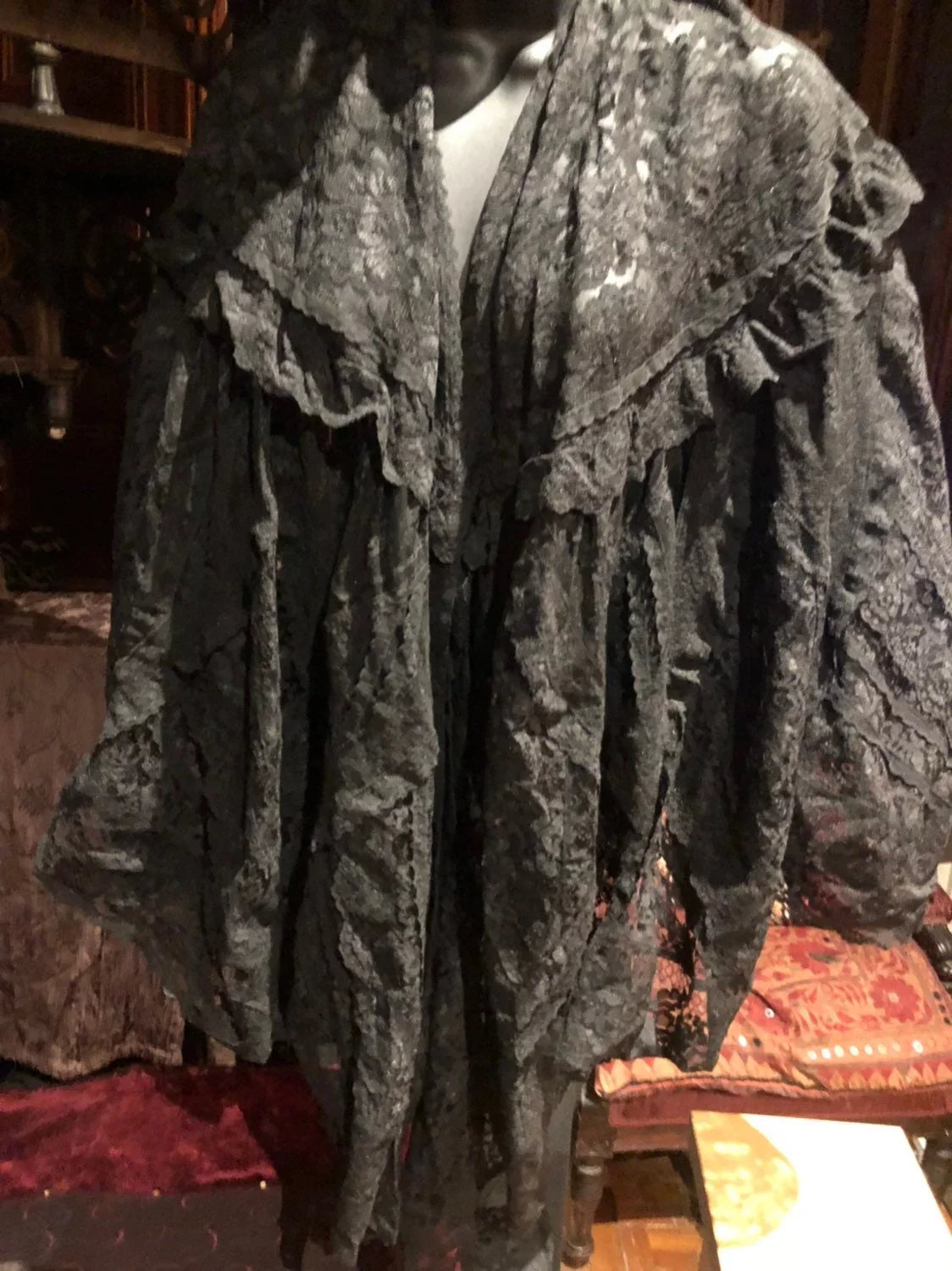 Vintage Victorian Style Antique Lace Black Coloered Summer Scarf Wrap