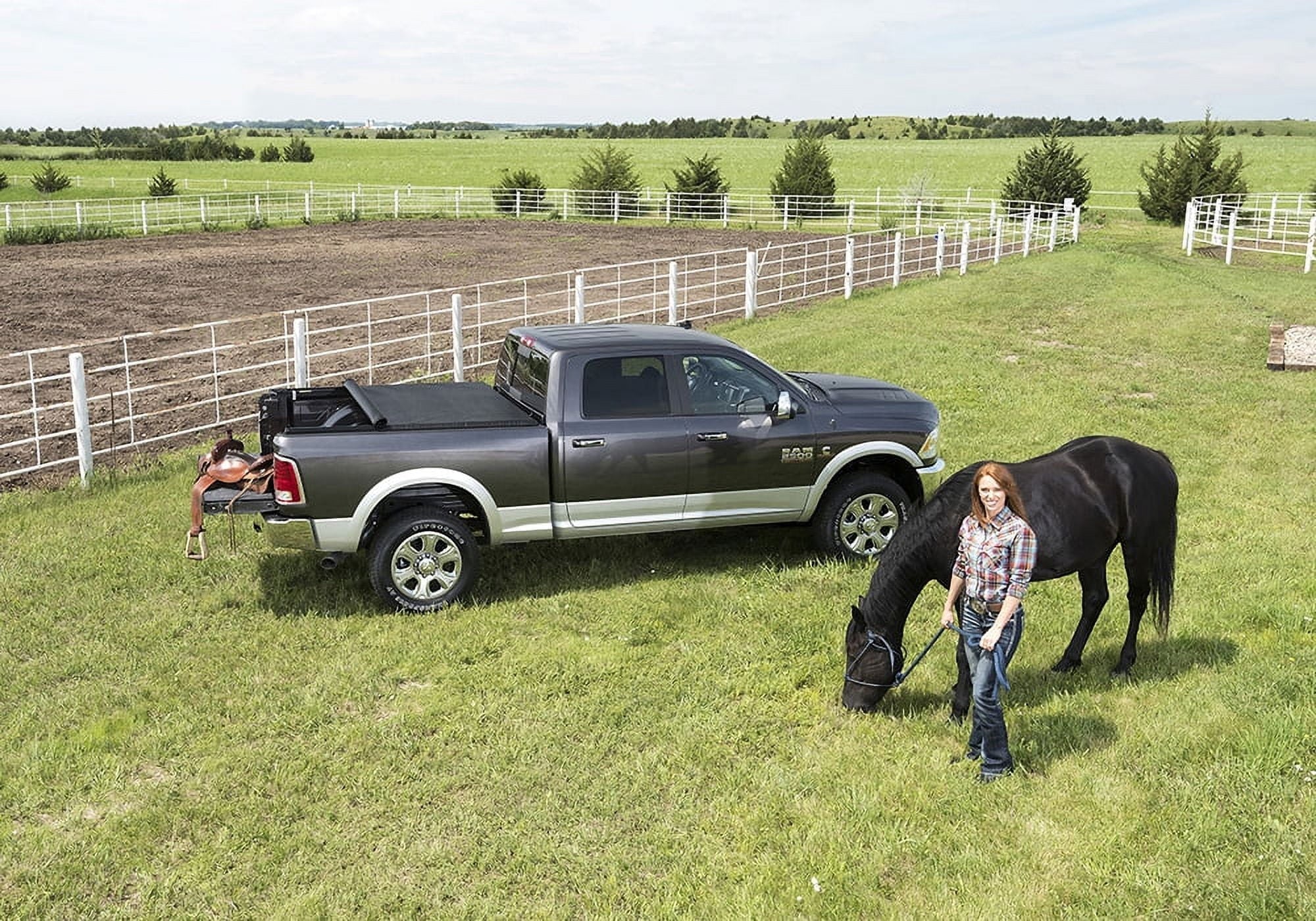 Truxedo Truxport Soft Roll Up Truck Bed Tonneau Protection | 281601 | Suitable with 1999-2006, 2007 Classic Chevy/GMC Silverado/Sierra 1500 8' Bed (96")
