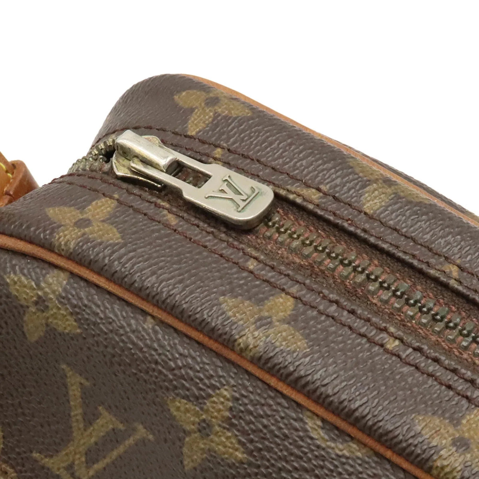 Pre-Owned LOUIS VUITTON Monogram Genefeuille 25 Shoulder Bag Pochette M51226 (Fair)